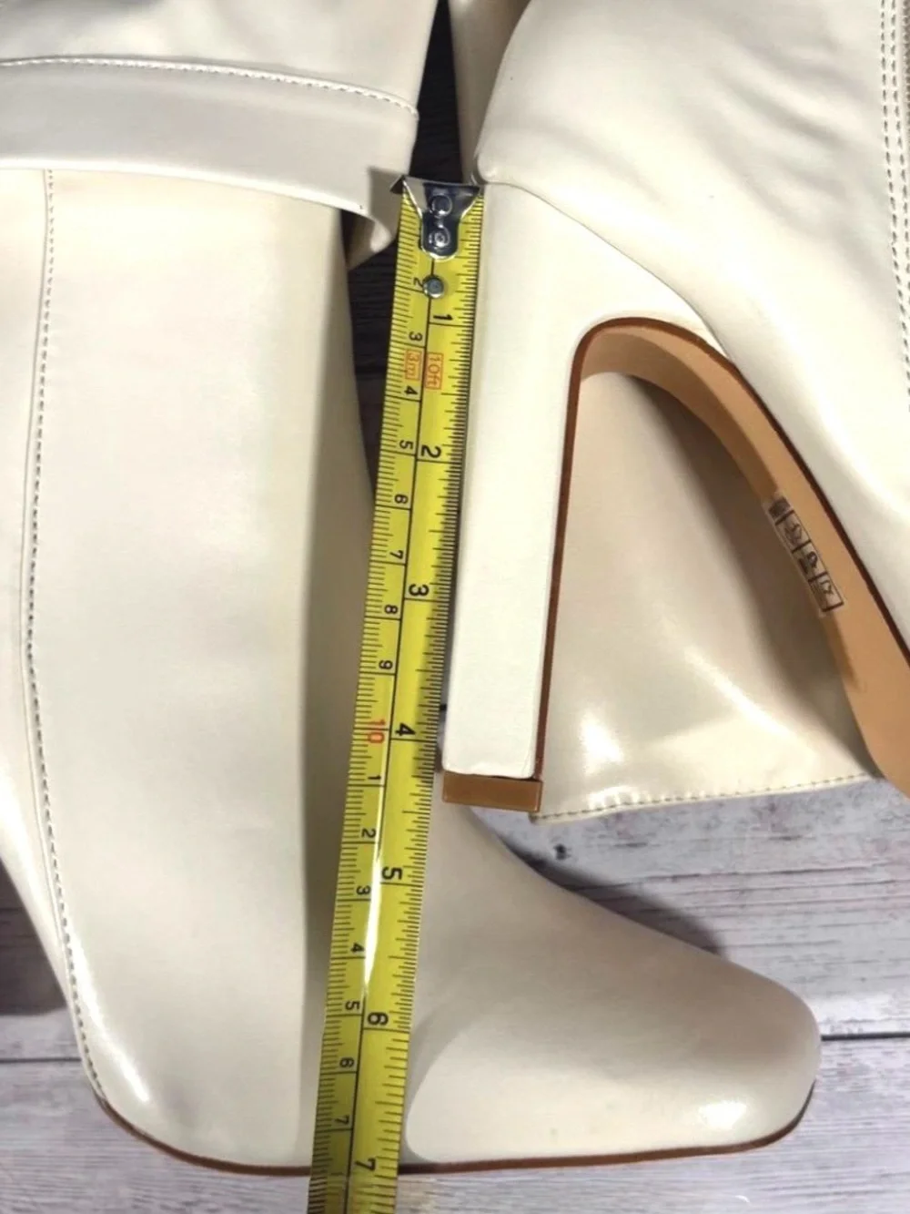 Lulu’s Lorlia Women’s Cream Knee-High Block Heel Boots